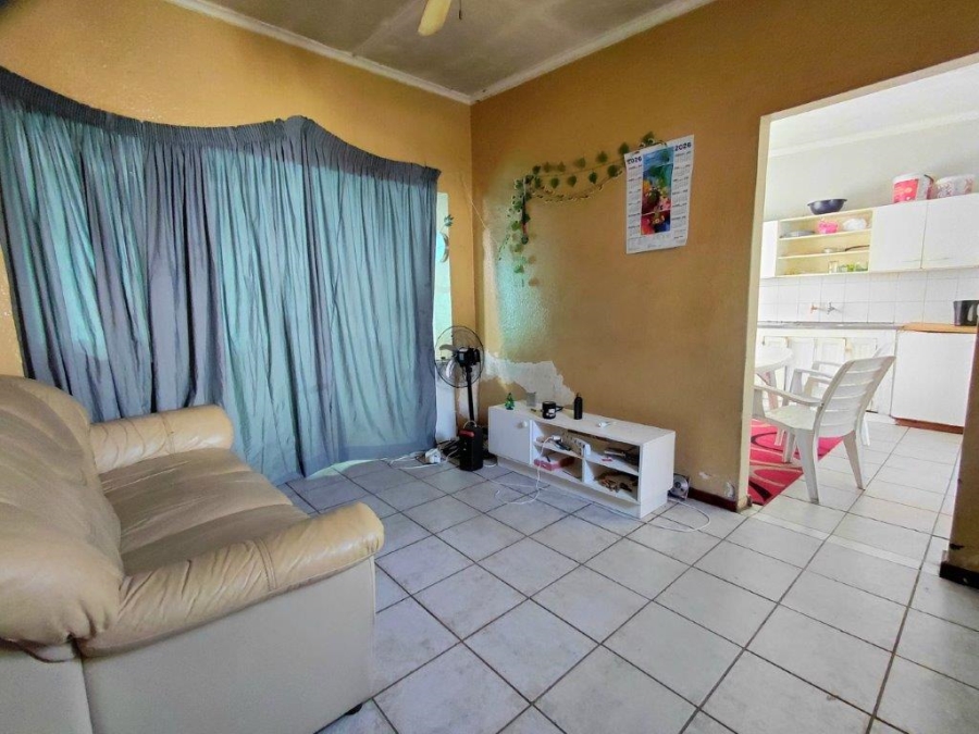 1 Bedroom Property for Sale in Weltevreden Western Cape